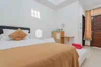 Langkar Guest House Syariah Mitra RedDoorz Hotels in South Sempaja