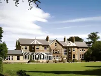 Burn Hall Hotel فنادق في Linton-on-Ouse