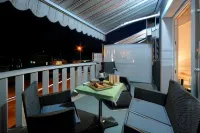 Apartments & Rooms Villa Maslina