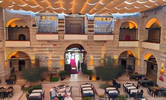 Cesme Kanuni Kervansaray Historical Hotel