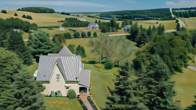 Clinton Pond Bed and Breakfast Hotels in Queens County