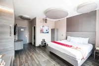 Ramada by Wyndham Bronx Hotel dekat Regal Cinemas New Roc 18 IMAX & RPX