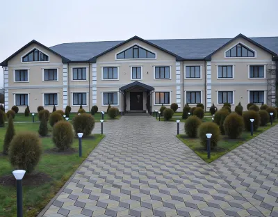 Belye Nochi Hotel Отели рядом с достопримечательностью «Мраморный каньон»
