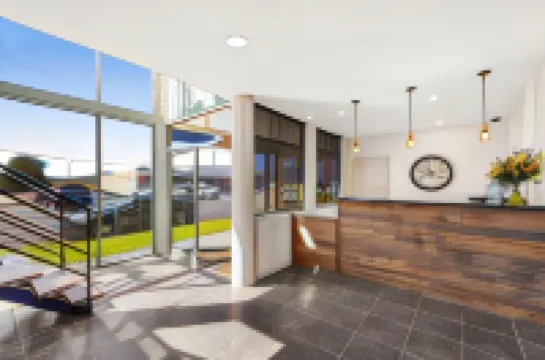 Moonlight Bay Apartments