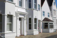Lennard House Hotels in Alkham