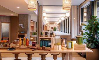 3. Hôtel Me..
