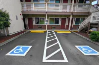 Fairground Inn - parking