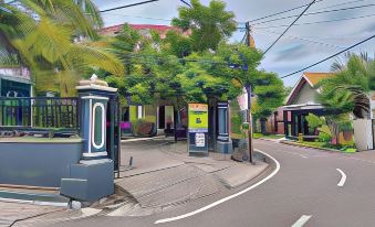 Icha Homestay Near Terminal Purabaya Madiun 썸네일