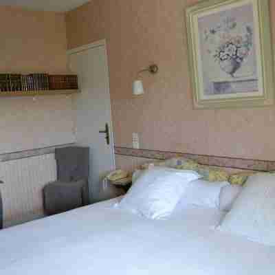 Hôtel Le Castel Rooms