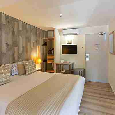 Logis Hôtel Pey la Tour Rooms