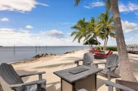 Atlantic Bay Resort - Beach