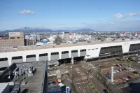 Hotel New Green Tsubame Sanjo فنادق في تاغامي