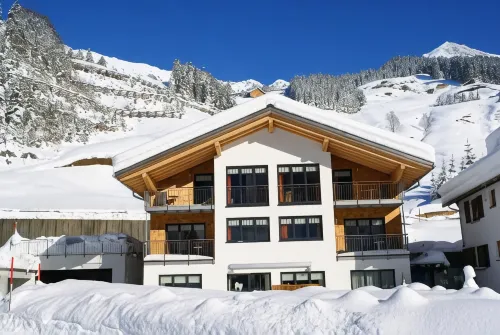 Alpina Appartements