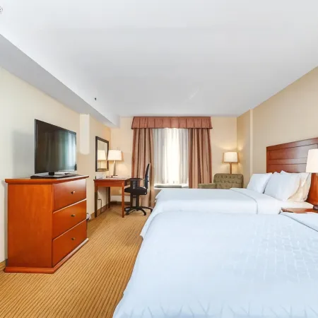 Holiday Inn Express & Suites CLARINGTON - BOWMANVILLE by IHG