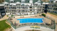 Year Round Relaxation with Beautiful Lake View for Creating Great Memories!