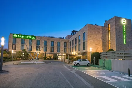 B&B HOTEL Tarragona Valls Отели в г. Вилаверд