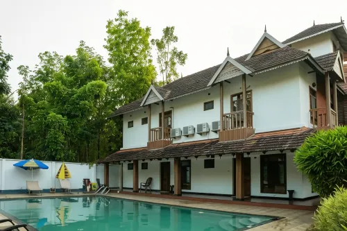 Vajra Ayurveda and Yoga Retreat Hotels in Kochi