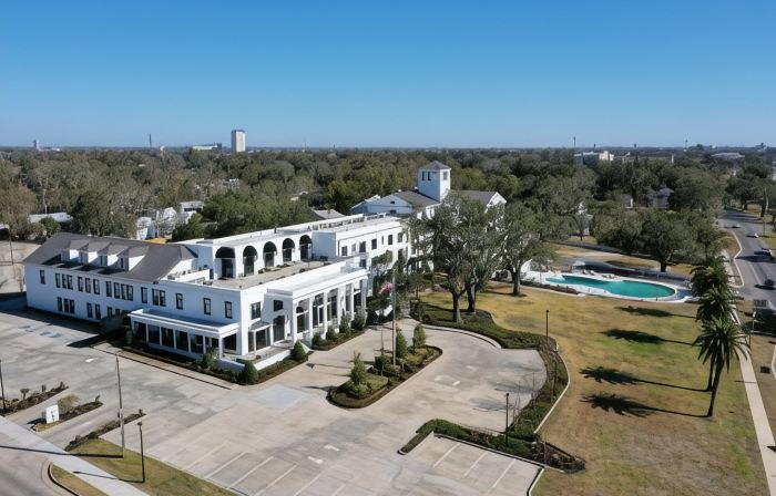 White House Hotel