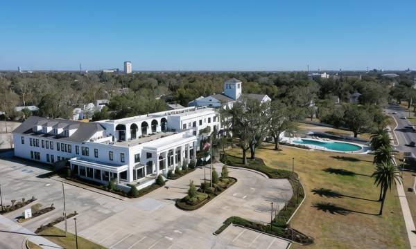 White House Hotel
