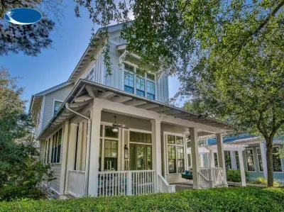 Beautiful Home Close to the Sandhill Pool in Watercolor - 5Br 4,5BTH Home