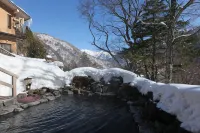 Nakanoyu Onsen Ryokan Hotels in Matsumoto
