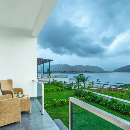 'Zana' Lakeview Resort - Most Scenic Lakeside Resort