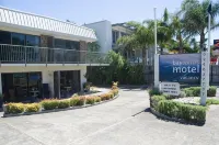 Bay Sands Seafront Studios Hotels in Haruru