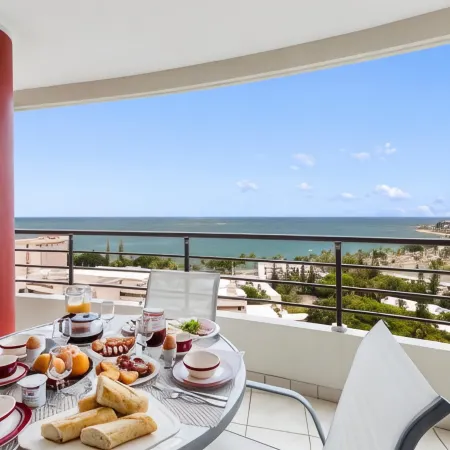 Ramada Hotel & Suites by Wyndham Noumea