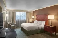 DoubleTree by Hilton Akron Fairlawn - Pet friendly