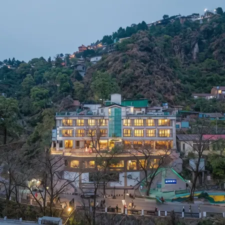 Hotel Green Castle Mall Road