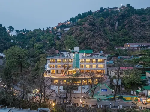 Tulip Inn Green Castle Mall Road