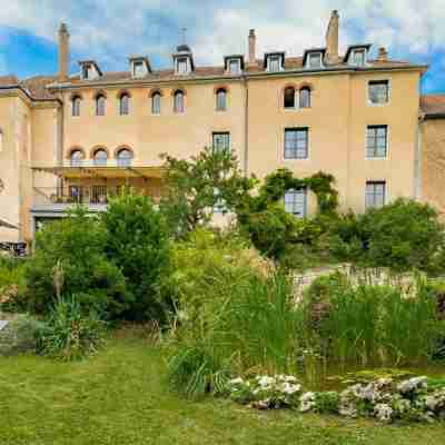 Hôtel Restaurant Spa le Sauvage Hotel Exterior