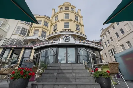 Amsterdam Hotel Brighton Seafront Отели рядом с достопримечательностью «Ghost Walk of the Lanes»