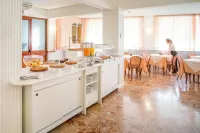 Hotel Tritone - breakfast