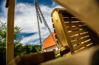 Logis Hôtel Altitude et Spa Hôtels à : Étival-Clairefontaine