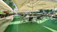 Hotel Condor