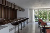 Amalia Hotel Olympia - bar