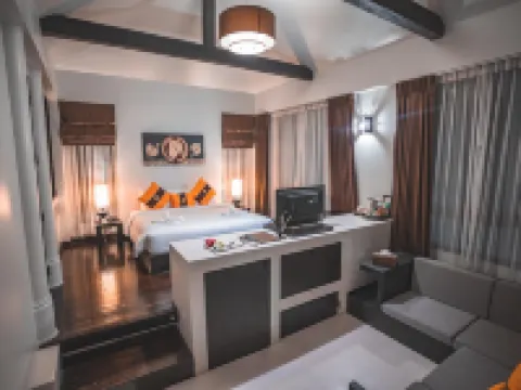 น้ำใสเขาสวย รีสอร์ท โรงแรมในระนอง