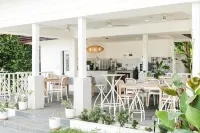 Canna Boutique Hostel