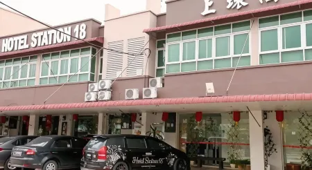 Hotel Station 18