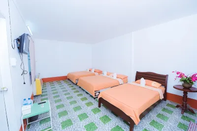 Nadpob Mansion Hotels near Wat Sathol Thammaram