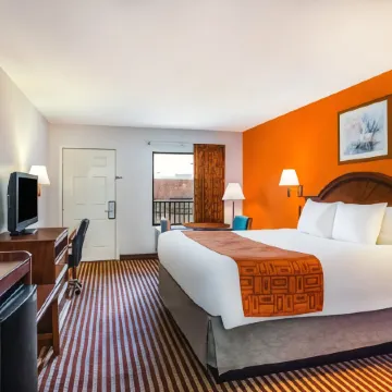 Howard Johnson by Wyndham Panama City