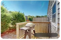 Charming Chatham Cottage Hotels in Chatham