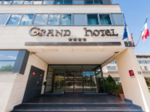 アヴィニョン グラン ホテル アヴィニョンのホテル