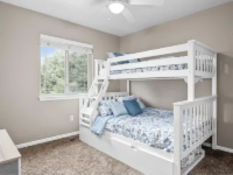 Townhome- 5 Minutes to UVU