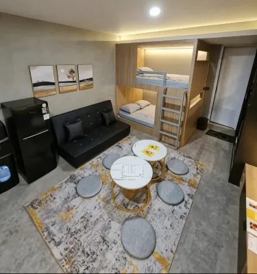 Golden Reindeer City Studio Hotel a Sukajadi