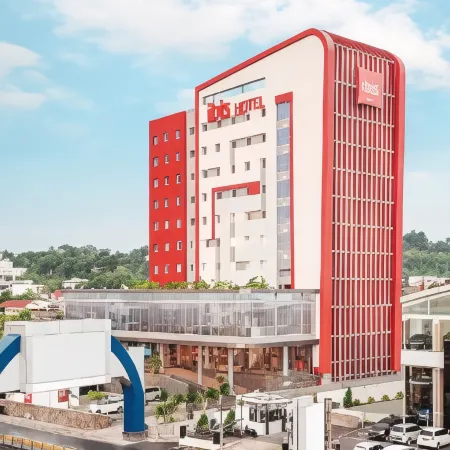Ibis Manado City Center Boulevard