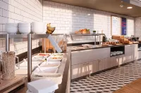 Holiday Inn Express & Suites Monheim am Rhein Hotel di Bedburg