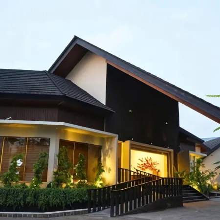 Azana Garden Hill Resort Blora