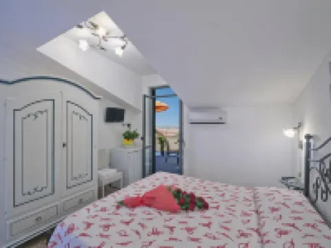 L'Incanto Hotels in Furore